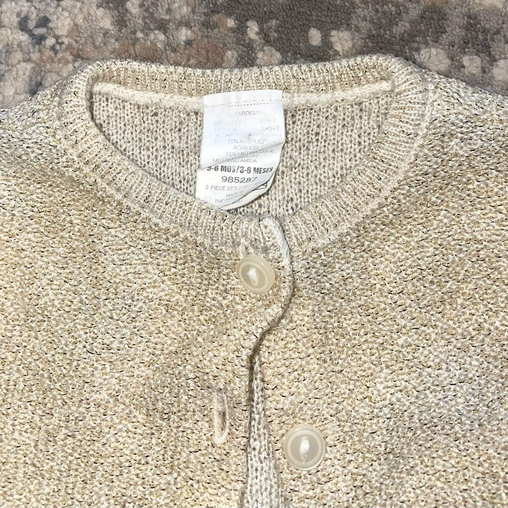 Gold sparkle sweater size 3-6 months - Picture 3 of 3
